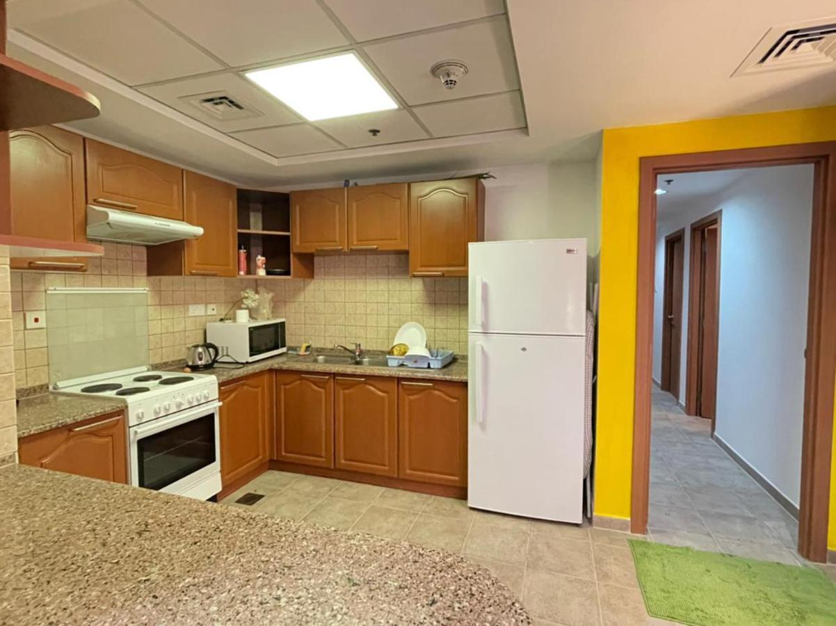 Travelers Backpackers Hostel Dubai Exterior photo