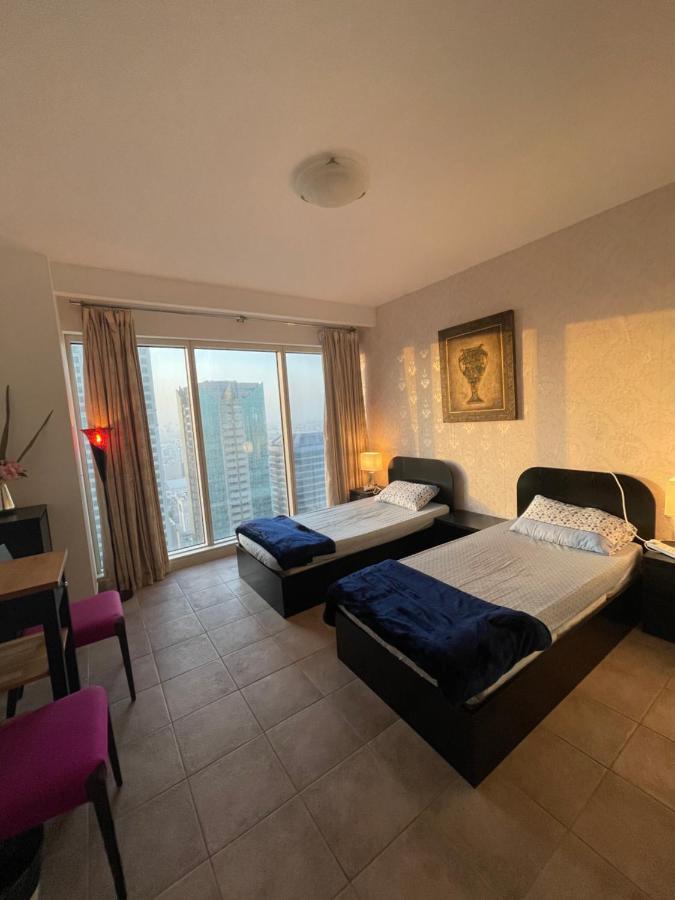 Travelers Backpackers Hostel Dubai Exterior photo